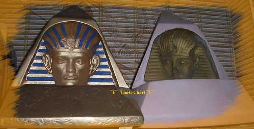 Mes lampes pharaon qui vous suit du regard